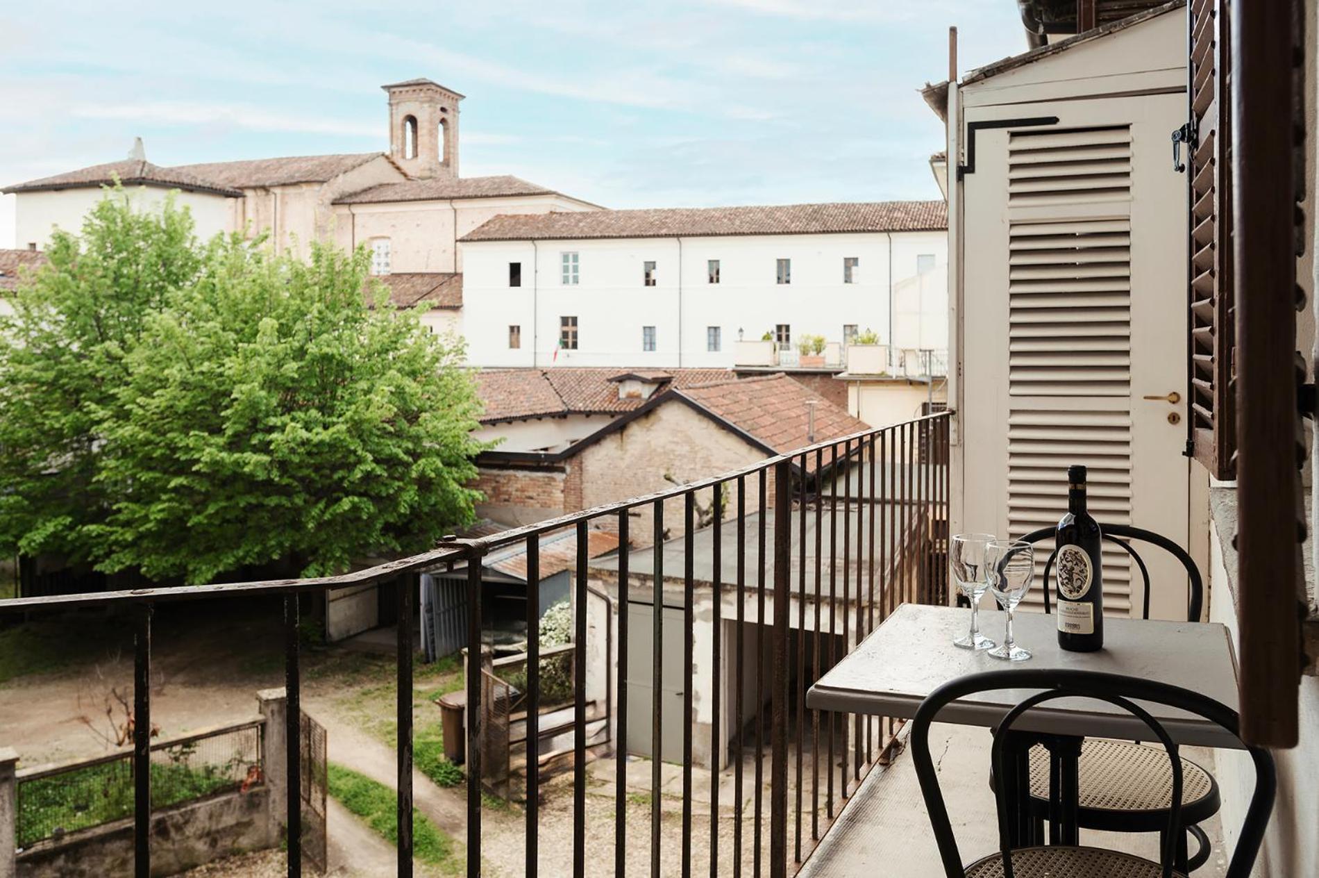 L' Estate Di San Martino Room Rental - Free Park Асти Экстерьер фото