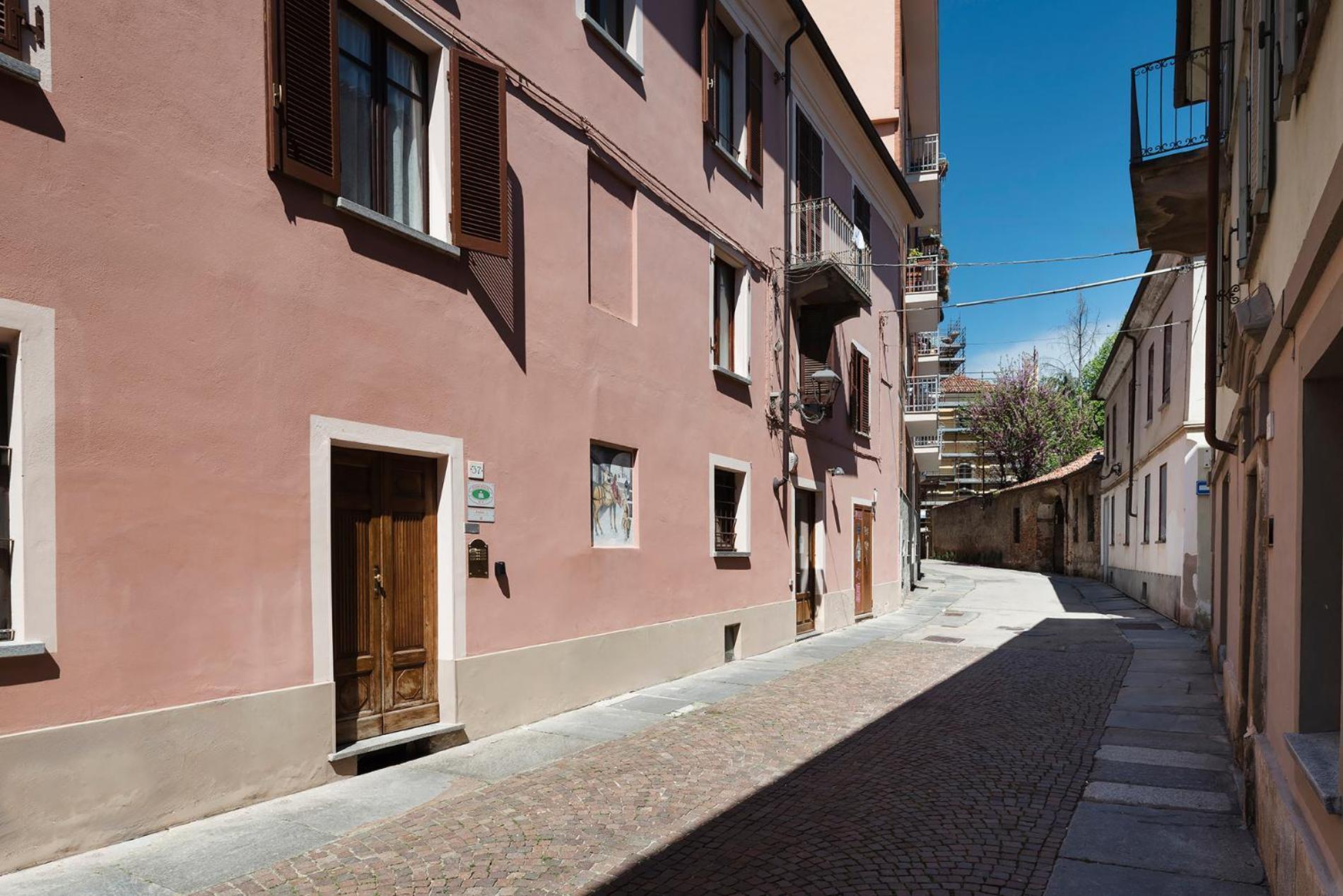 L' Estate Di San Martino Room Rental - Free Park Асти Экстерьер фото